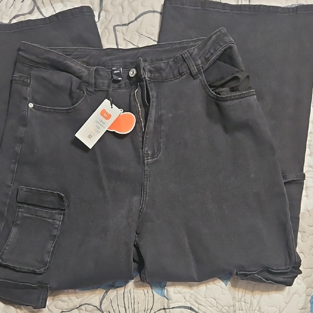 Black Cargo Pants